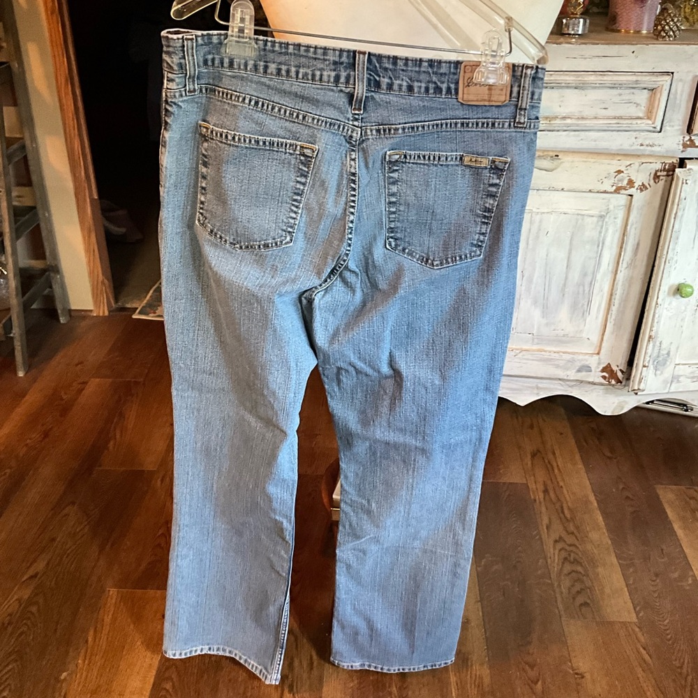 Ladies size 14M Levi jeans - Picture 5 of 5